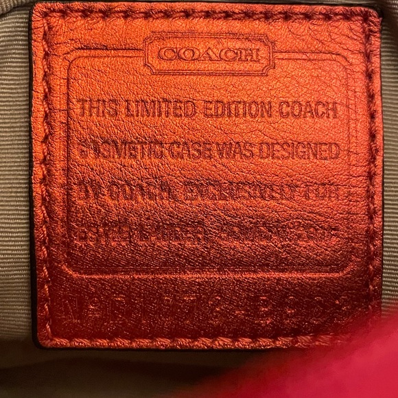 Coach Cosmetic Case (Limited Edition) - Picture 2 of 7